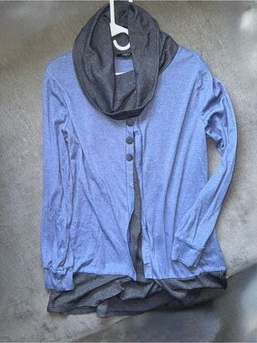 Vagabond Two-Tone Blue and Charcoal Button-Front Layered Sweater